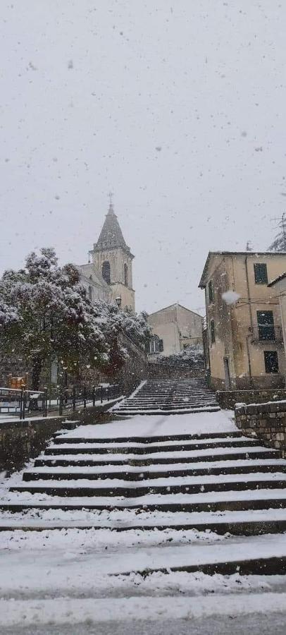 B&B Donna Livia Cantalupo nel Sannio Buitenkant foto